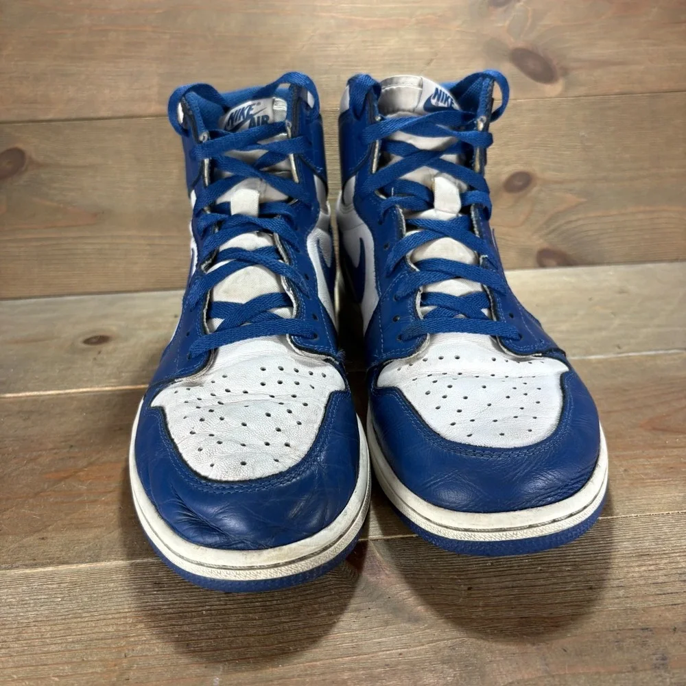Nike Air Jordan 1 Retro Mens 10.5 shoes White Storm Blue Basketball sneakers